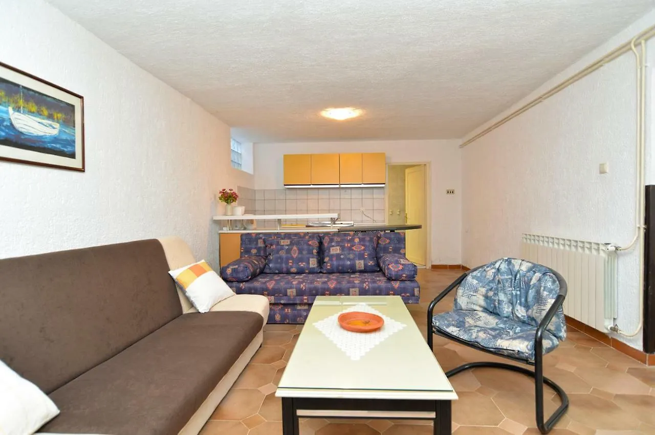Apartments Elsa 534 Štinjan Hırvatistan